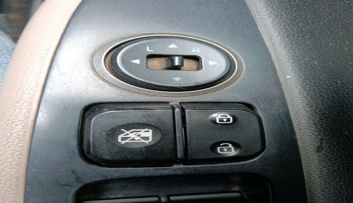 2017 Hyundai Grand i10 MAGNA 1.2 KAPPA VTVT, Petrol, Manual, 1,83,770 km, interior