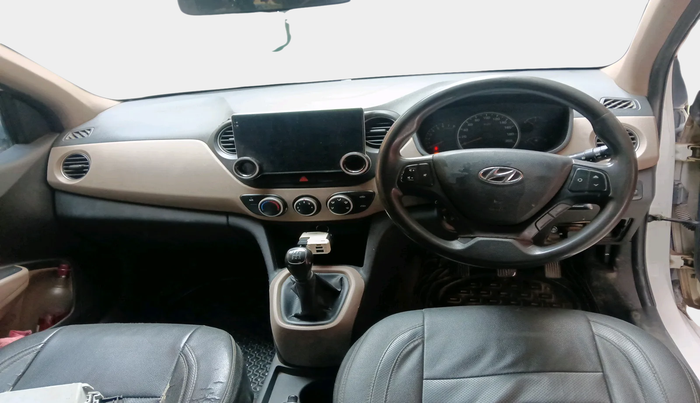 2017 Hyundai Grand i10 MAGNA 1.2 KAPPA VTVT, Petrol, Manual, 1,83,770 km, interior