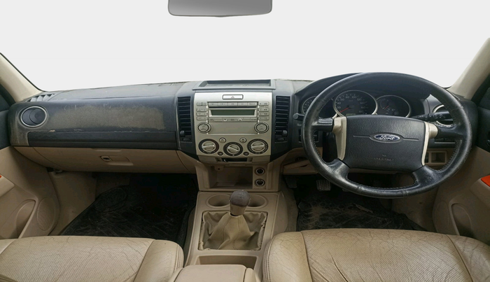 2011 Ford Endeavour 2.5L 4X2 MT, Diesel, Manual, 1,12,301 km, interior