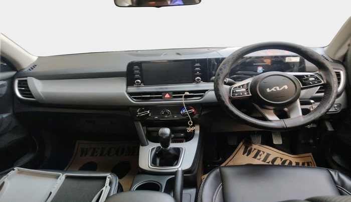 2025 KIA SELTOS HTE (O)1.5 Petrol MT, Petrol, Manual, 19,305 km, interior