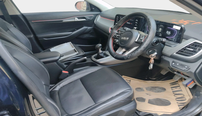 2025 KIA SELTOS HTE (O)1.5 Petrol MT, Petrol, Manual, 19,305 km, interior