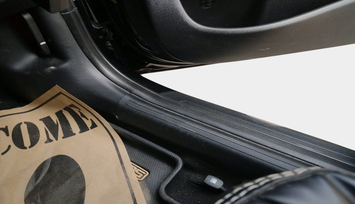 2025 KIA SELTOS HTE (O)1.5 Petrol MT, Petrol, Manual, 19,305 km, interior