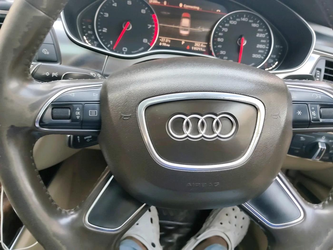 2011 Audi A6 2.8 FSI, Petrol, Automatic, 1,15,711 km, interior