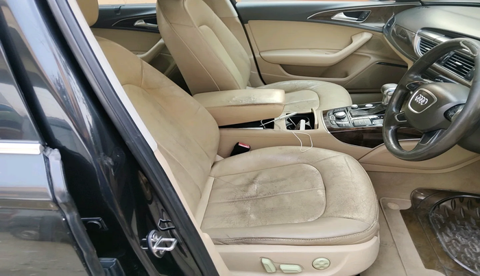 2011 Audi A6 2.8 FSI, Petrol, Automatic, 1,15,711 km, interior