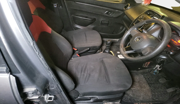 2017 Renault Kwid RXL, Petrol, Manual, 1,20,000 km, interior