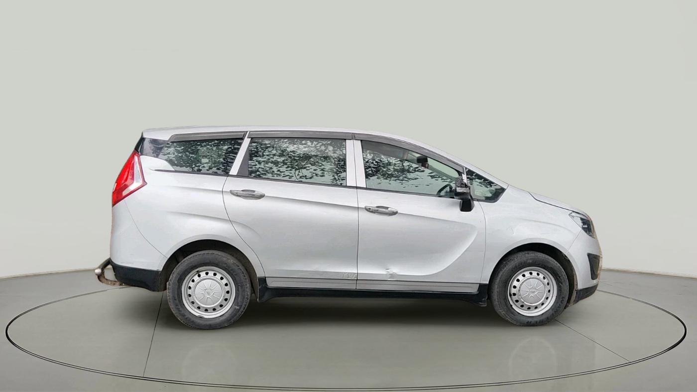 2018 Mahindra MARAZZO M2 7STR, Diesel, Manual, 80,533 km, exterior