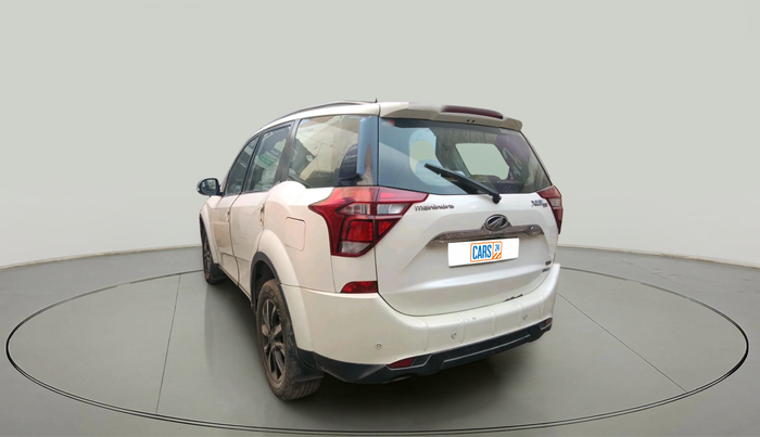 2018 Mahindra XUV500 W11 AT, Diesel, Automatic, 1,10,306 km, exterior