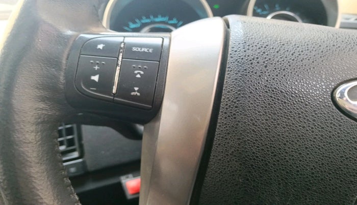 2018 Mahindra XUV500 W11 AT, Diesel, Automatic, 1,10,306 km, interior