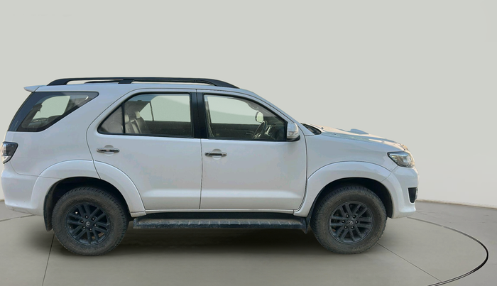 2015 Toyota Fortuner 3.0 4X2 MT, Diesel, Manual, 1,61,541 km, exterior