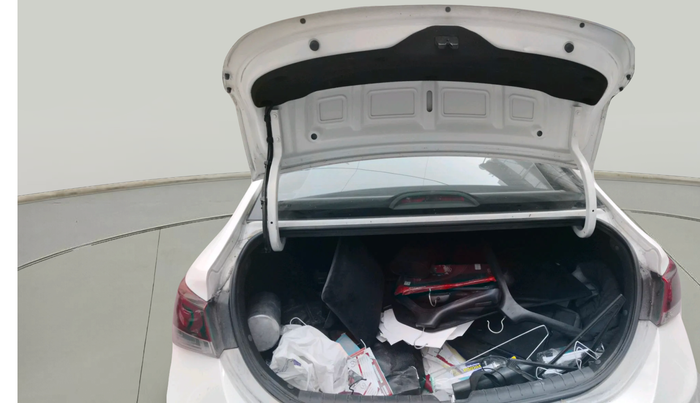 2017 Hyundai Verna 1.6 VTVT SX (O) AT, Petrol, Automatic, 97,074 km, exterior