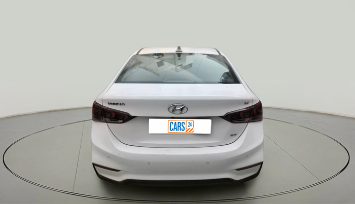 2017 Hyundai Verna 1.6 VTVT SX (O) AT, Petrol, Automatic, 97,074 km, exterior