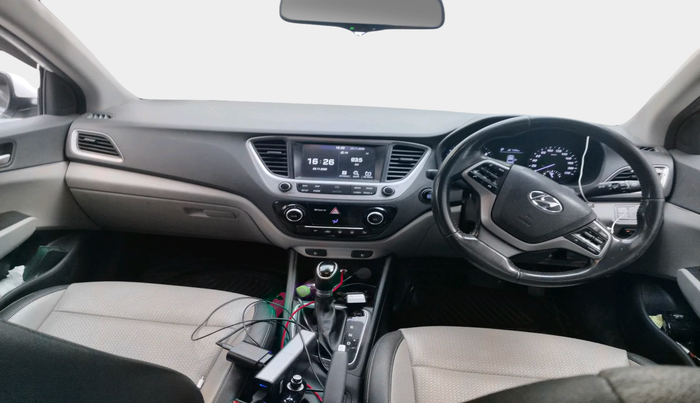 2017 Hyundai Verna 1.6 VTVT SX (O) AT, Petrol, Automatic, 97,074 km, interior