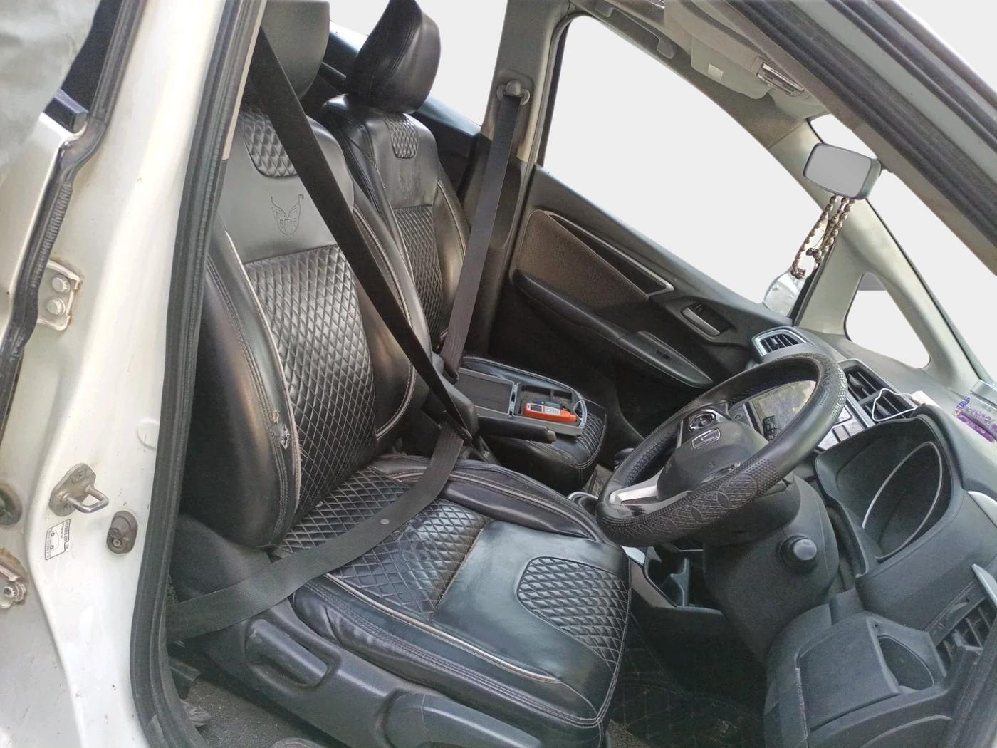 2017 Honda WR-V 1.5L I-DTEC VX MT, Diesel, Manual, 8,40,000 km, interior