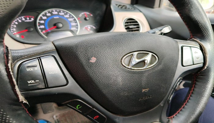 2016 Hyundai Grand i10 SPORTZ 1.2 KAPPA VTVT, Petrol, Manual, 92,214 km, interior