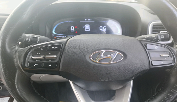2022 Hyundai VENUE S 1.2, Petrol, Manual, 45,306 km, interior