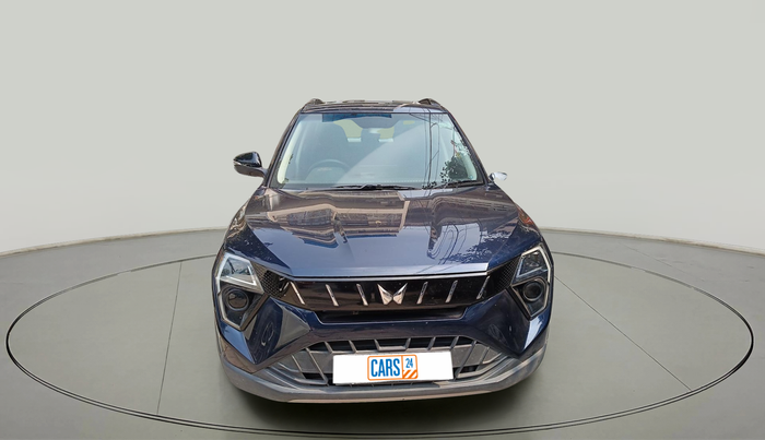 2024 Mahindra XUV 3XO AX5 1.2 L TCMPFi, Petrol, Manual, 18,825 km, exterior