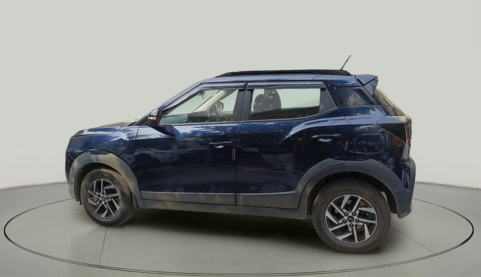 2024 Mahindra XUV 3XO AX5 1.2 L TCMPFi, Petrol, Manual, 18,825 km, exterior