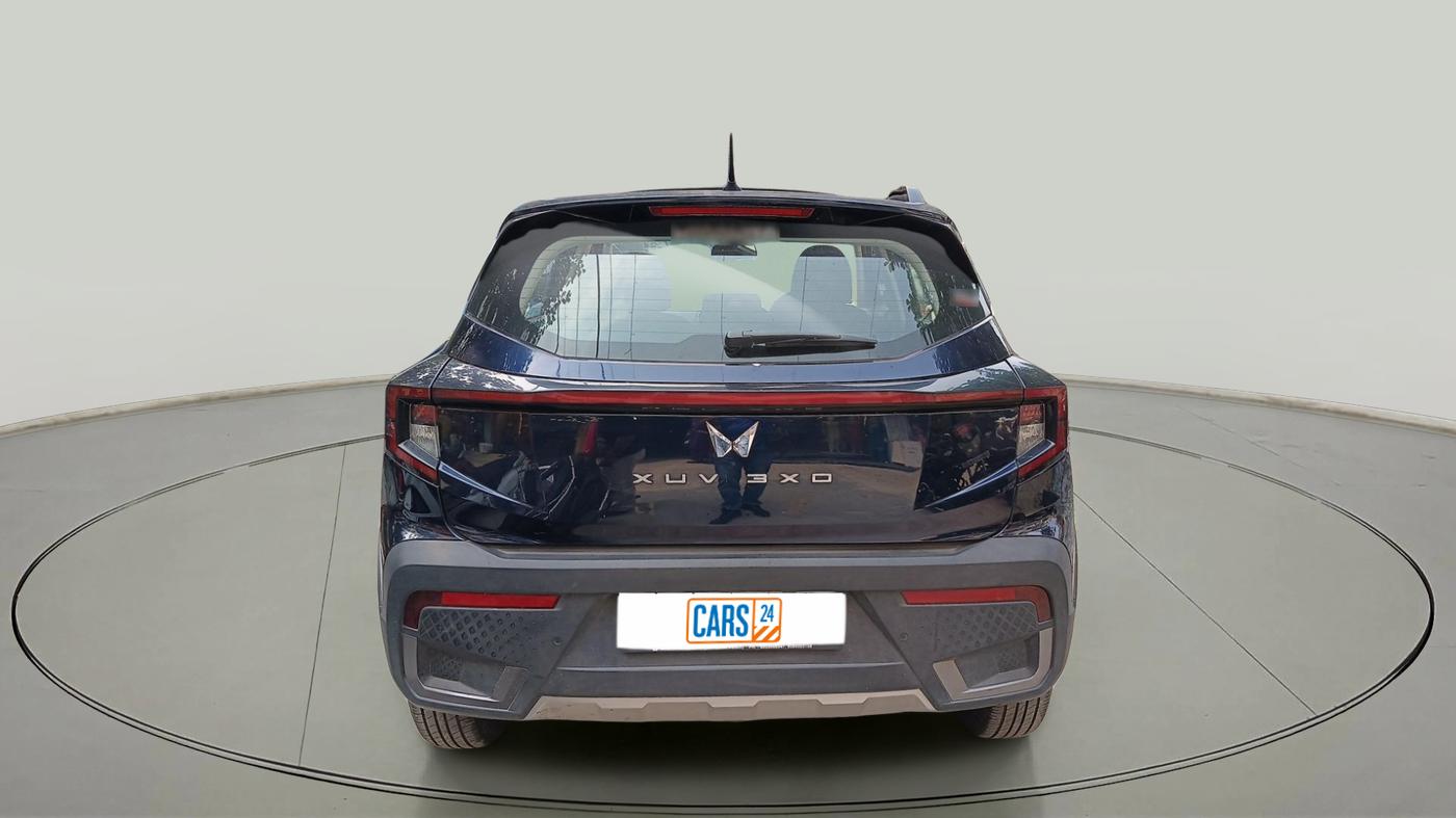 2024 Mahindra XUV 3XO AX5 1.2 L TCMPFi, Petrol, Manual, 18,825 km, exterior