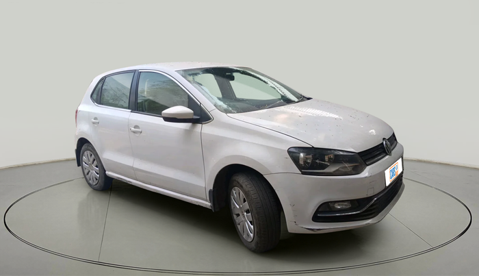 2015 Volkswagen Polo COMFORTLINE 1.2L, Petrol, Manual, 1,00,995 km, exterior