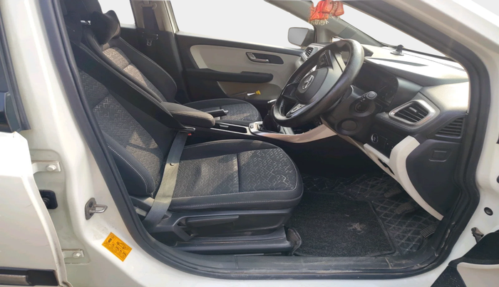 2023 Tata ALTROZ XZ I-TURBO PETROL, Petrol, Manual, 32,906 km, interior