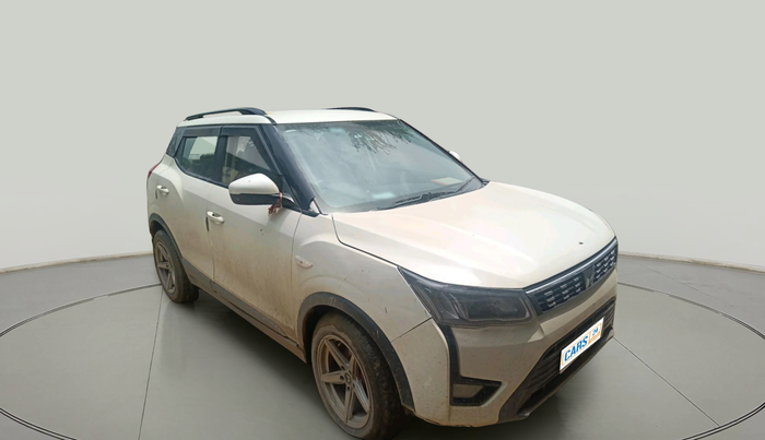 2020 Mahindra XUV300 W6 1.2 PETROL, Petrol, Manual, 1,52,521 km, exterior