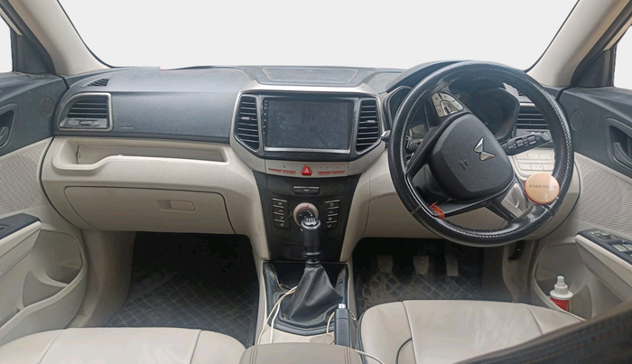 2020 Mahindra XUV300 W6 1.2 PETROL, Petrol, Manual, 1,52,521 km, interior