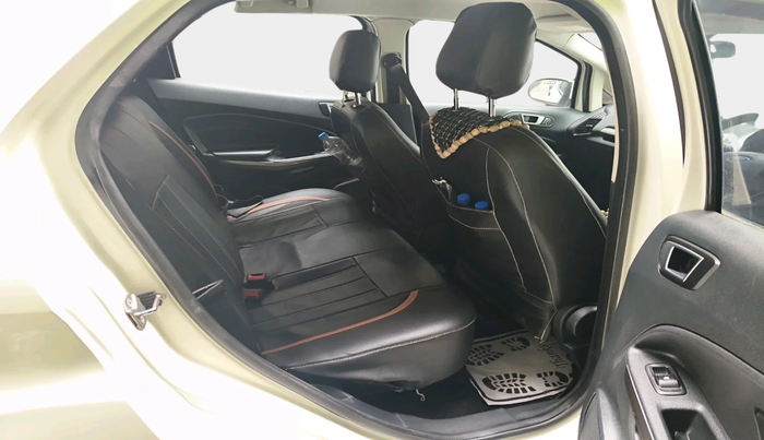 2018 Ford Ecosport TREND+ 1.5L DIESEL, Diesel, Manual, 1,38,814 km, interior