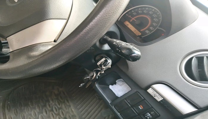 2011 Maruti Wagon R 1.0 VXI, Petrol, Manual, 19,720 km, interior