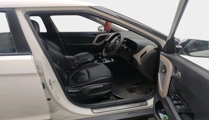 2016 Hyundai Creta SX PLUS 1.6 PETROL, Petrol, Manual, 79,242 km, interior