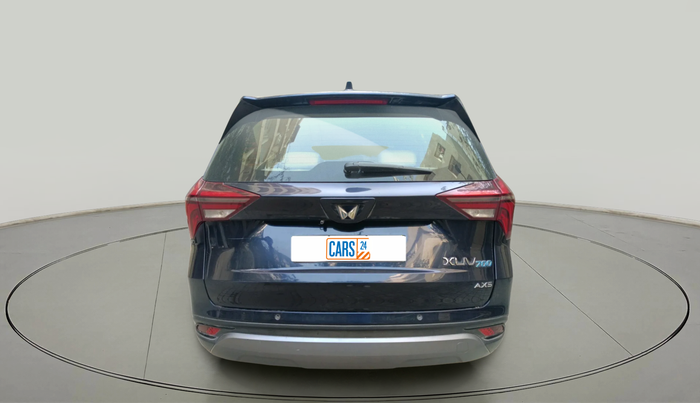 2022 Mahindra XUV700 AX 5 P MT 7 STR, Petrol, Manual, 50,114 km, exterior