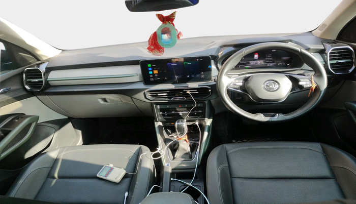 2025 Skoda Kylaq Prestige AT, Petrol, Automatic, 12,990 km, interior