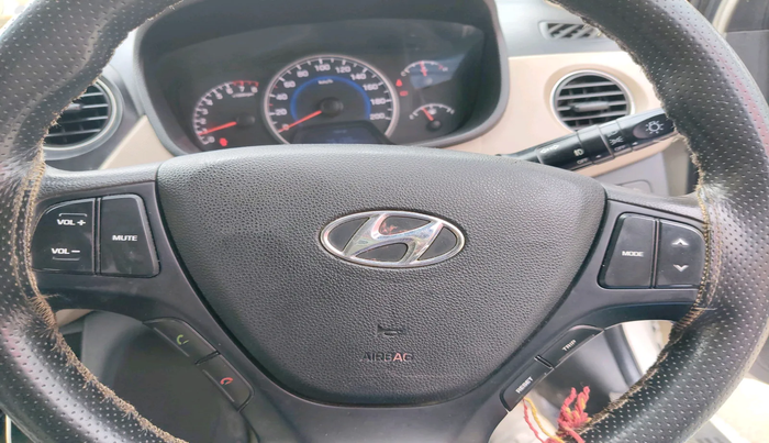 2017 Hyundai Grand i10 SPORTZ 1.2 KAPPA VTVT, Petrol, Manual, 74,551 km, interior