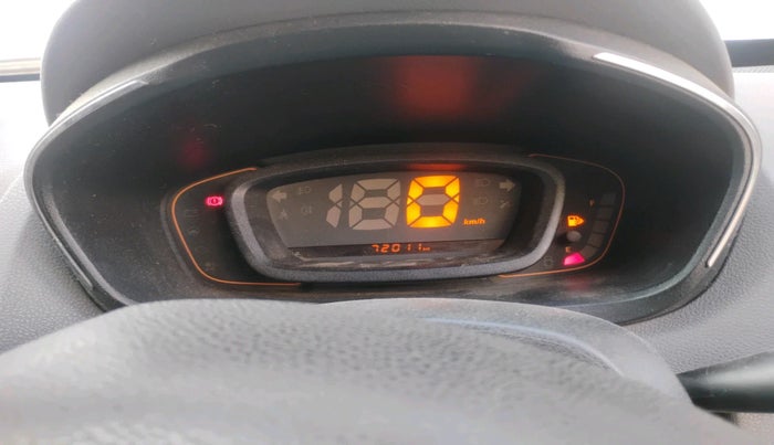 2018 Renault Kwid RXT 1.0 (O), Petrol, Manual, 72,011 km, interior