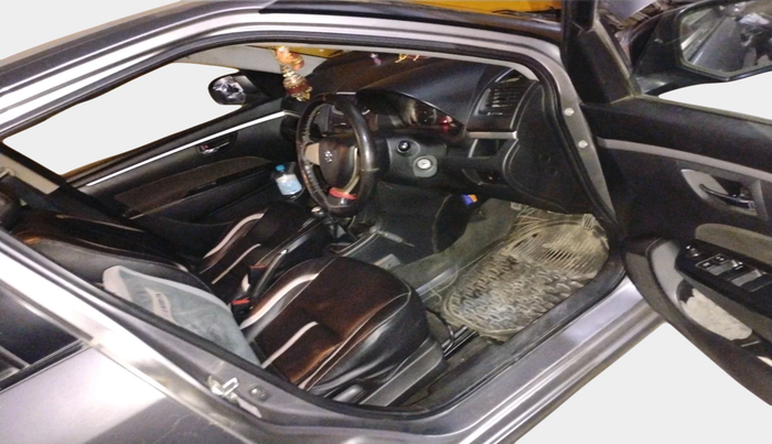 2014 Maruti Swift VXI, Petrol, Manual, 99,802 km, interior