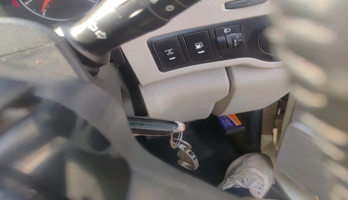 2020 Mahindra Scorpio S5, Diesel, Manual, 83,418 km, interior