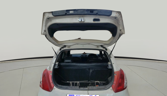 2017 Maruti Swift LXI (O), Petrol, Manual, 1,47,382 km, exterior