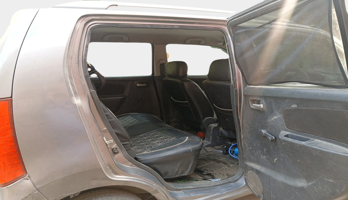 2011 Maruti Wagon R 1.0 LXI CNG, Petrol, Manual, 1,94,069 km, interior