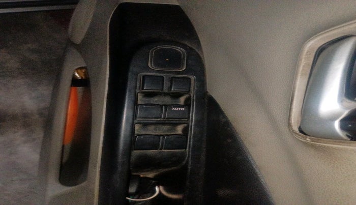 2016 Maruti Celerio VXI, CNG, Manual, 1,49,258 km, interior