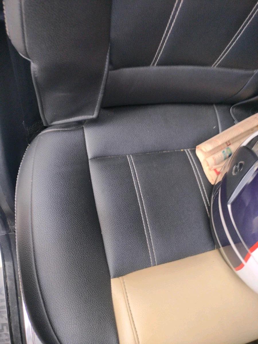 2019 Mahindra XUV500 W9, Diesel, Manual, 88,531 km, interior