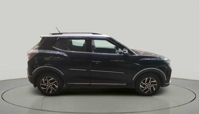 2023 Mahindra XUV400 EL 7.2 KW, Electric, Automatic, 36,178 km, exterior