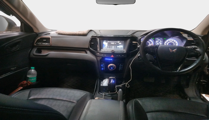 2023 Mahindra XUV400 EL 7.2 KW, Electric, Automatic, 36,178 km, interior