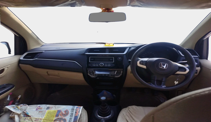 2018 Honda Amaze 1.2L I-VTEC S OPT, Petrol, Manual, 1,06,040 km, interior