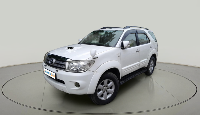 2011 Toyota Fortuner 3.0 4X4 MT, Diesel, Manual, 1,62,764 km, exterior