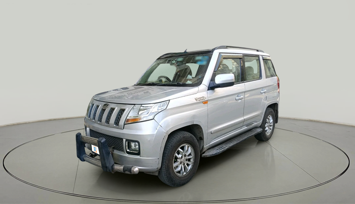 2016 Mahindra TUV300 T8, Diesel, Manual, 1,25,936 km, exterior