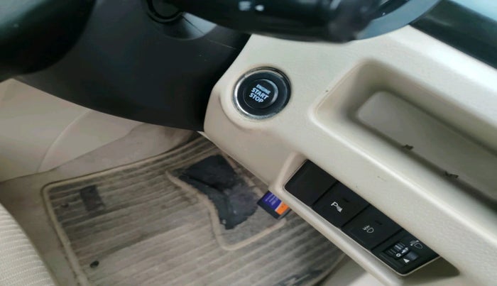 2014 Maruti Ciaz ZXI, Petrol, Manual, 85,232 km, interior