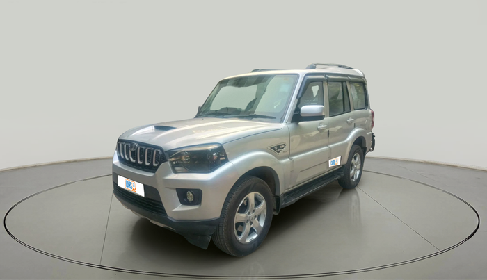 2018 Mahindra Scorpio S7, Diesel, Manual, 55,691 km, exterior