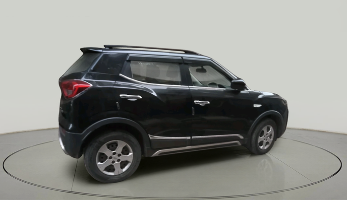 2020 Mahindra XUV300 W6 1.2 PETROL, Petrol, Manual, 32,978 km, exterior