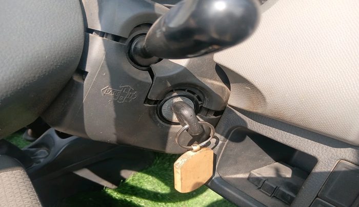 2012 Maruti Wagon R 1.0 LXI CNG, CNG, Manual, 95,269 km, interior