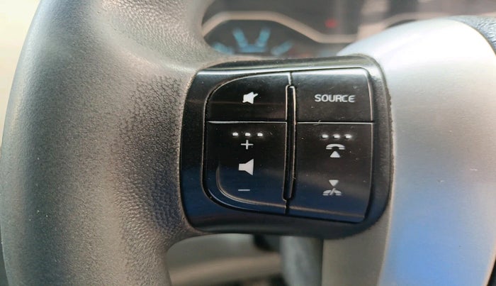 2017 Mahindra Scorpio S10 1.99 INTELLI-HYBRID, Diesel, Manual, 1,76,000 km, interior