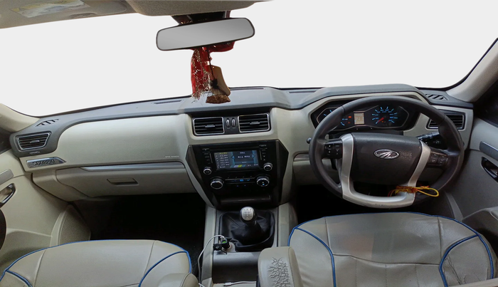 2017 Mahindra Scorpio S10 1.99 INTELLI-HYBRID, Diesel, Manual, 1,76,000 km, interior